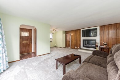 T 2676 Tudor Rd00042