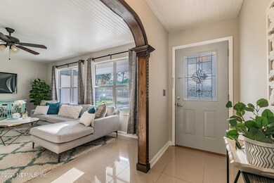 2827 Elisa Dr E, Jacksonville, FL 32216 - photo 5