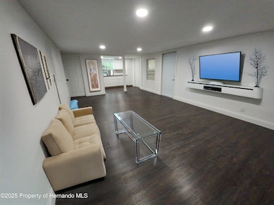 8569 W Admiral Byrd Ln, Crystal River, FL 34429 - photo 5