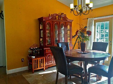 8000 Lesia Cir, Orlando, FL 32835 - photo 7