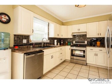 193 Mount Carmel Rd, Asheville, NC 28806 - photo 4