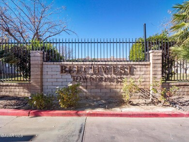 425 W Avenue j5 unit 35, Lancaster, CA 93534 - photo 2