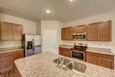 748 Prominence Rd, Columbia, TN 38401 - photo 5