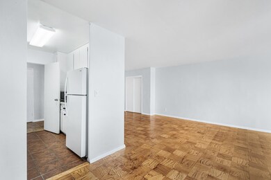 10 Huron Ave unit 14J, Jersey City, NJ 07306 - photo 7