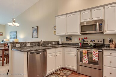 08 - 1729 N Crystal Cove Haslett - Mediu