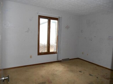 4144 Seigman Ave, Columbus, OH 43213 - photo 4