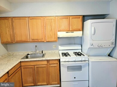 6906 Flagstaff St, Hyattsville, MD 20785 - photo 5