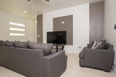 345 Kitt Rd, El Paso, TX 79915 - photo 7