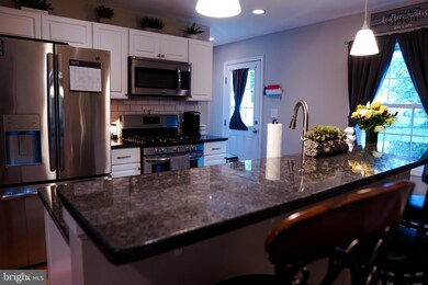 1041 Genine Dr, Glen Burnie, MD 21060 - photo 4