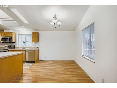 2111 Pippin St NE, Salem, OR 97305 - photo 7