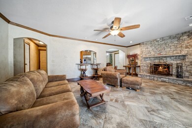 9715 S 239th East Ave, Broken Arrow, OK 74014 - photo 6