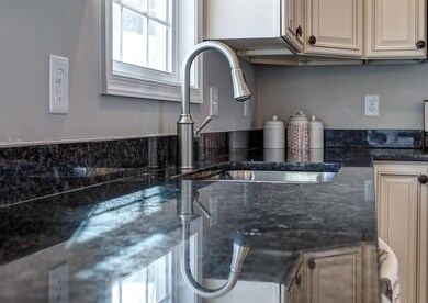 1750 Marble Ridge Dr, Harrisonburg, VA 22801 - photo 5