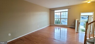 7121 Ladd Cir, Frederick, MD 21703 - photo 5