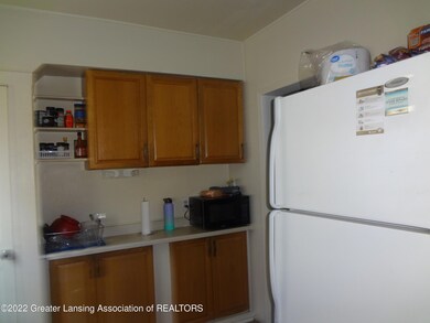 1013 W Hillsdale St, Lansing, MI 48915 - photo 6