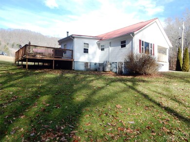 821 Charlie Brown Rd, Burnsville, NC 28714 - photo 2