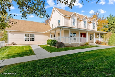 340 Gibson Rd, Selah, WA 98942 - photo 4