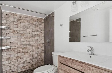 2020 NE 135th St unit 404, North Miami, FL 33181 - photo 5