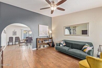 2419 E Dolphin Ave, Mesa, AZ 85204 - photo 2