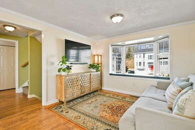 32 Bittersweet Blvd, Worcester, MA 01607 - photo 2