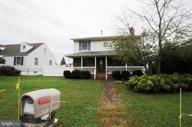 301 W Furnace Branch Rd, Glen Burnie, MD 21061 - photo 2