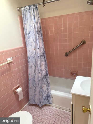 7907 Craig St unit 2, Philadelphia, PA 19136 - photo 7