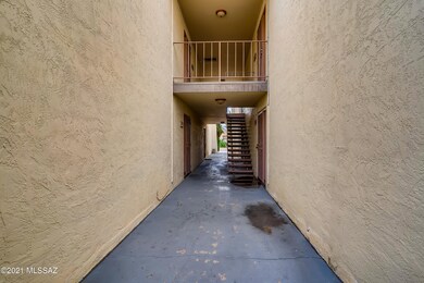 2-615151443-01 Exterior Front