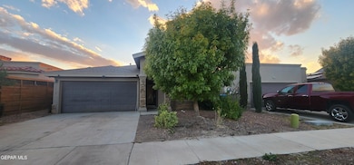 11132 Catherine Slutter Ln, Socorro, TX 79927 - photo 3