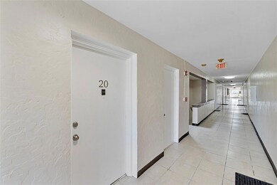 395 SW 15th St unit 10, Pompano Beach, FL 33060 - photo 4