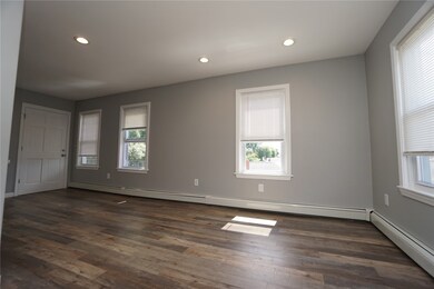 167 Baxter St unit 3, Pawtucket, RI 02861 - photo 4