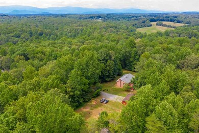 5901 Burnett Ln, Ruckersville, VA 22968 - photo 3