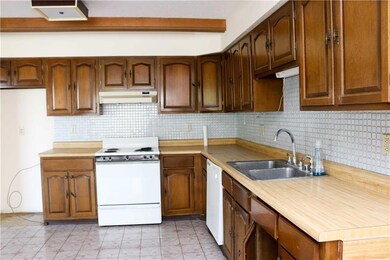 15088 Homestead Dr, El Paso, TX 79928 - photo 4