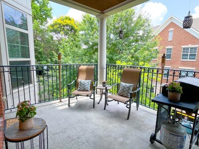 207 Stetson St, Cincinnati, OH 45219 - photo 3