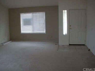 Entryway/Living Room