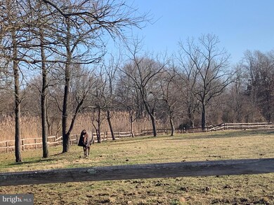 174 W Tomlin Station Rd unit 2, Mickleton, NJ 08056 - photo 3