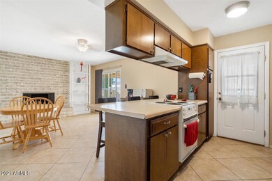 04-Kitchen