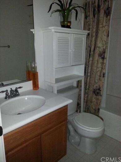 Upstairs Bathroom with Bathtub