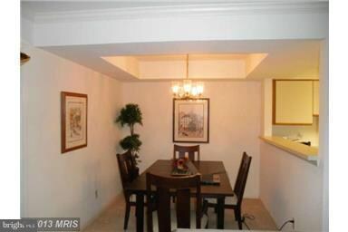 5700 Chapman Mill Dr, Rockville, MD 20852 - photo 4