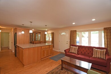 9 Woodlawn St, Northborough, MA 01532 - photo 2