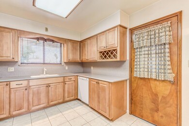 Kitchen 3