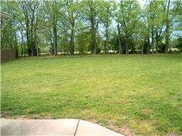 No neighbors behind property