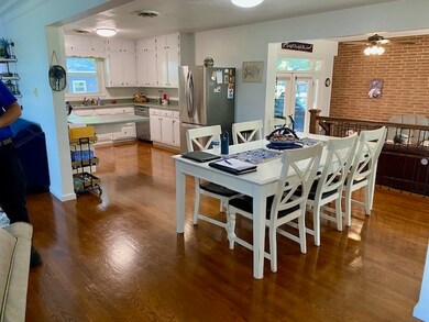 Dining room - kitchen