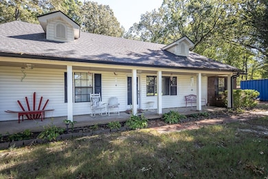 View of front of home featuring a porch
