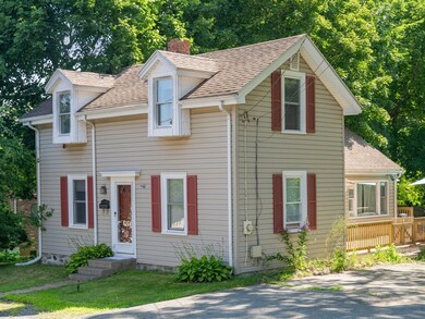 26 Flood St, Waltham, MA 02453 - photo 2