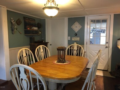 1254 Bridge St, Honesdale, PA 18431 - photo 3