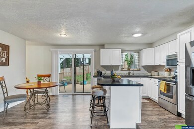 710 Ratcliff Dr SE, Salem, OR 97302 - photo 7