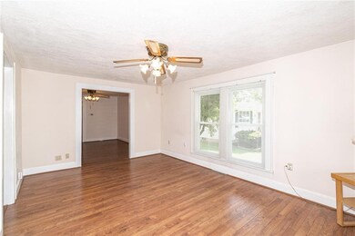 225 10th St, Lapel, IN 46051 - photo 4