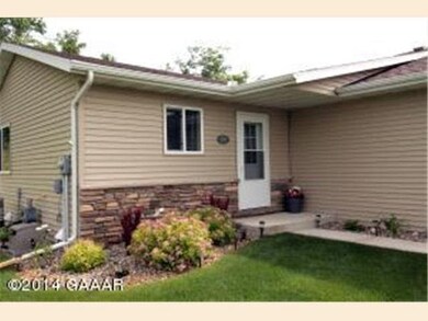 2219 Ridgedale Dr SE, Alexandria, MN 56308 - photo 2