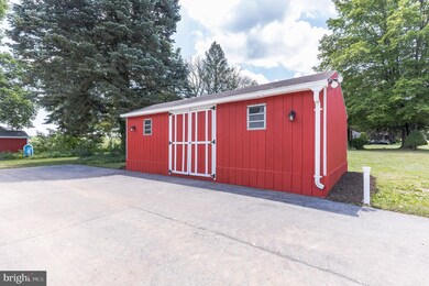 22 Maple Ave, Boyertown, PA 19512 - photo 6