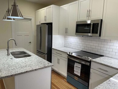 396 E Gates St unit 398, Columbus, OH 43206 - photo 5