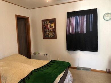 1310 E Ash Ave, Mitchell, SD 57301 - photo 2